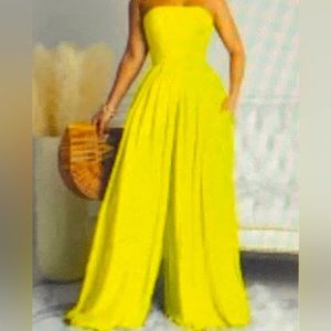 Super Cute Yellow Jumpsuit!!! 🤩